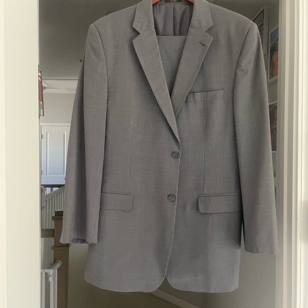 Men's Gray Jones New York Suit